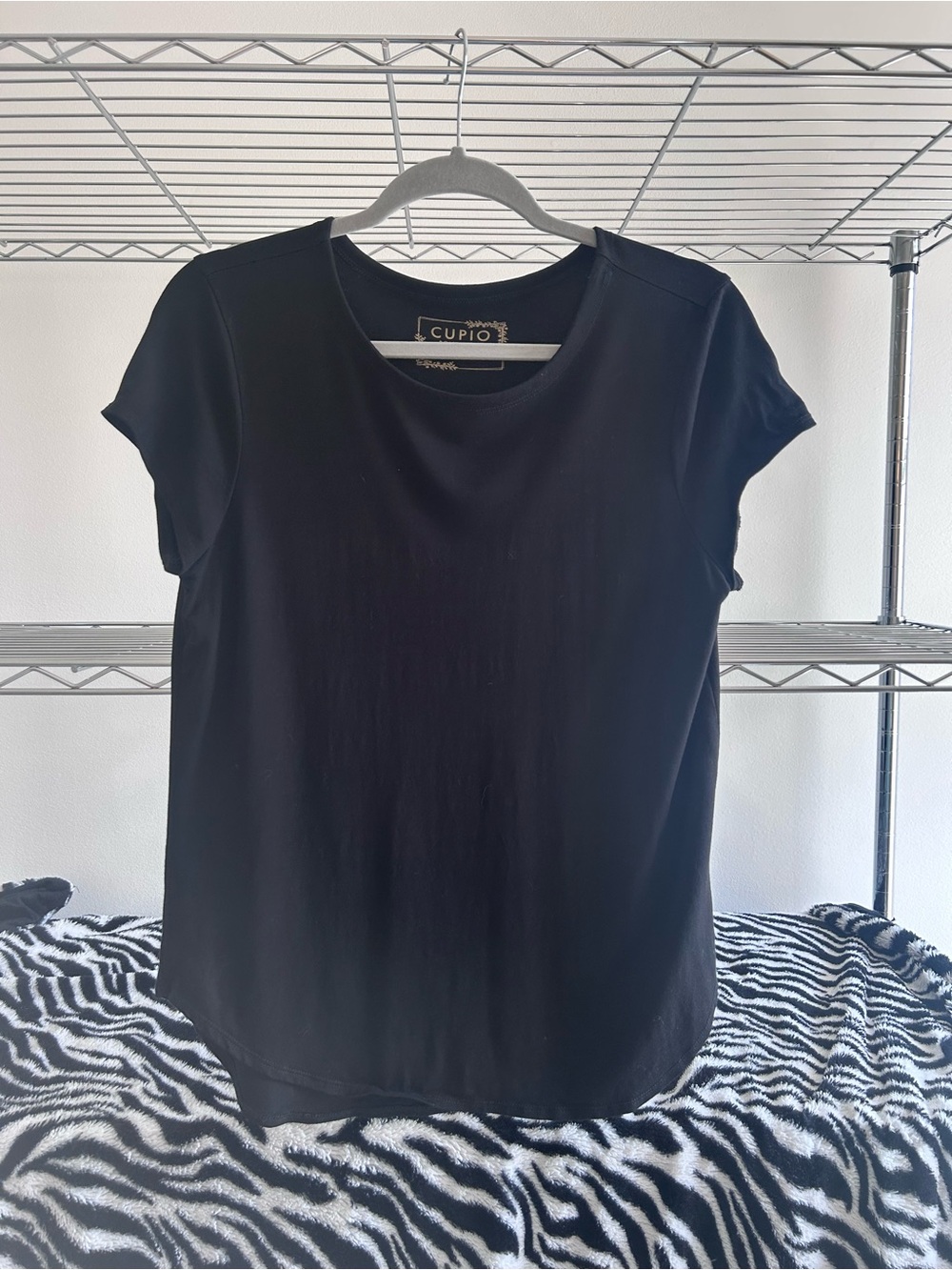 Cupio Black Short Sleeve Crewneck Tee